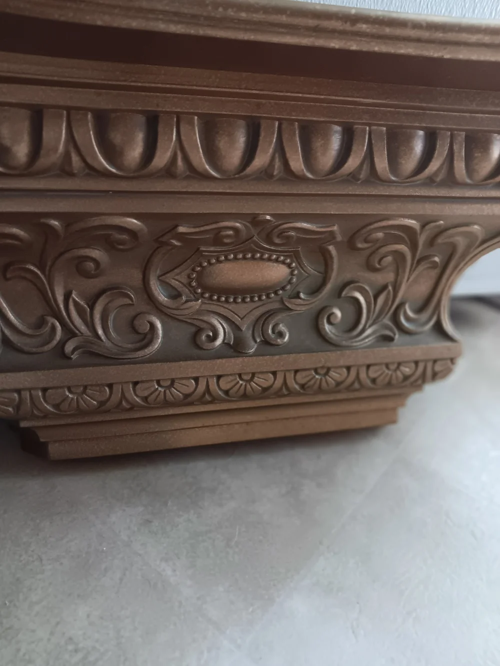 Home Interiors decorative gold
